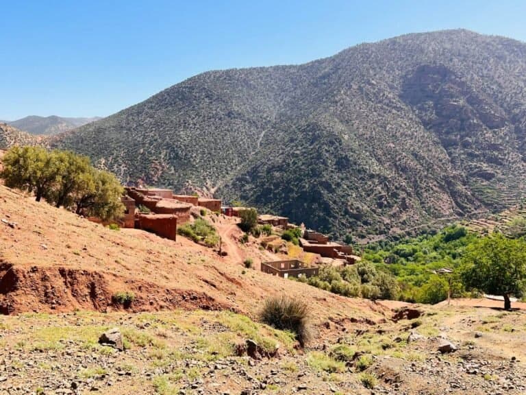 1-trek-Berber-villages-in-Moroccan-high-atlas-mountains-768x576